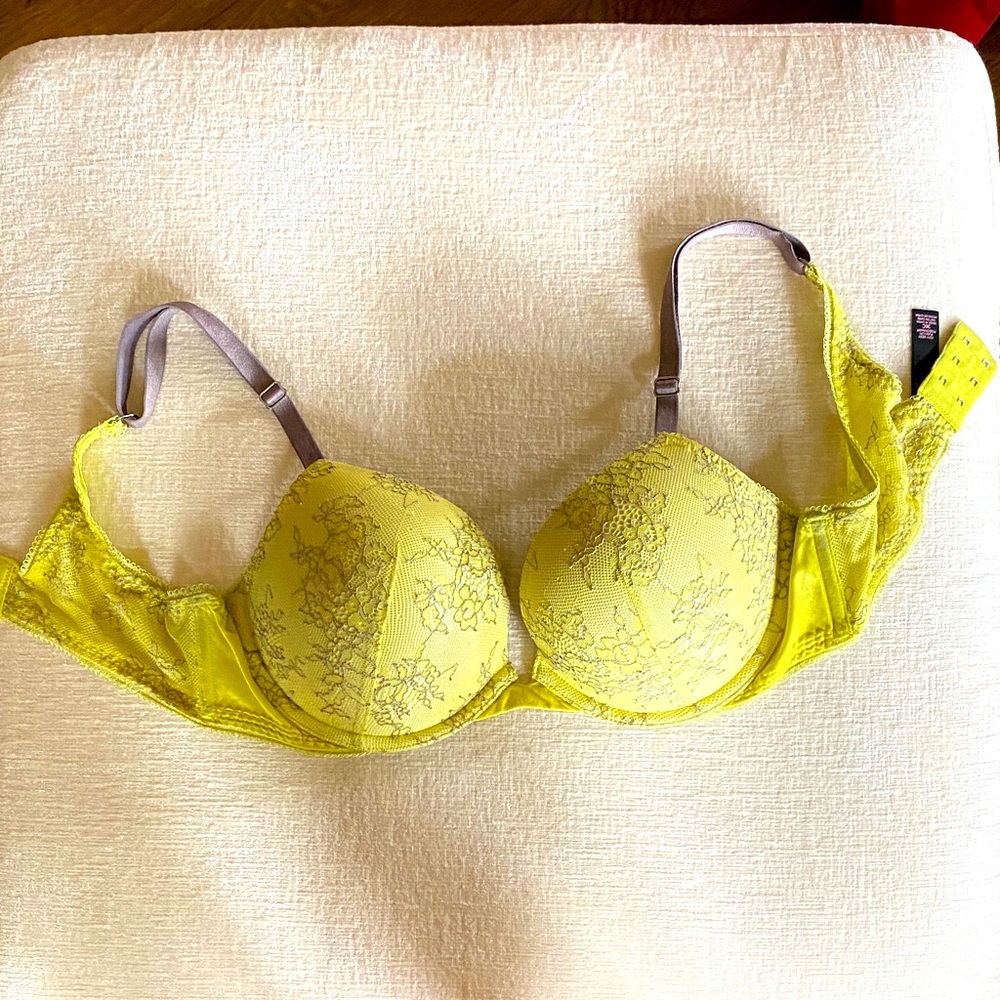 Victoria’s Secret Very Sexy 36C Push-Up Bra Neon Green Yellow